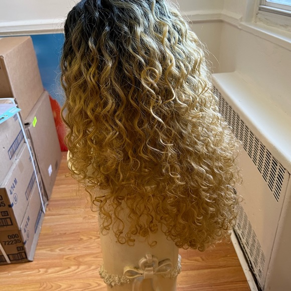 Beautiful curly Blonde hair wig laces front middle part 30”,All Products : American Fashion Style Bags On Sale